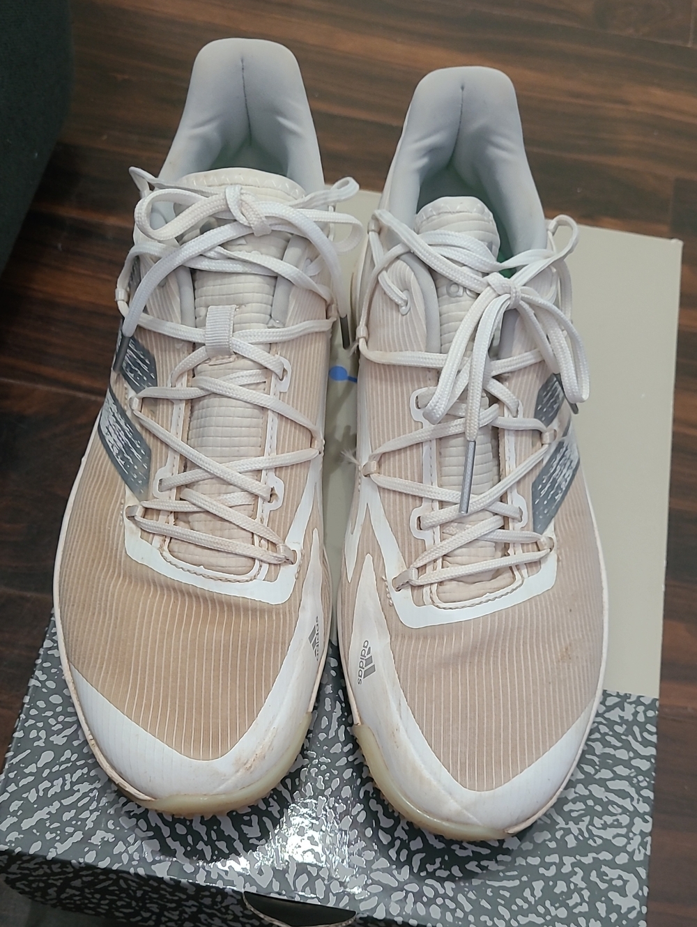 adidas Women's Athletic Shoes Beige White - Picture 1 of 11